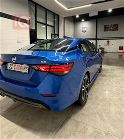 نیسان سێنترا